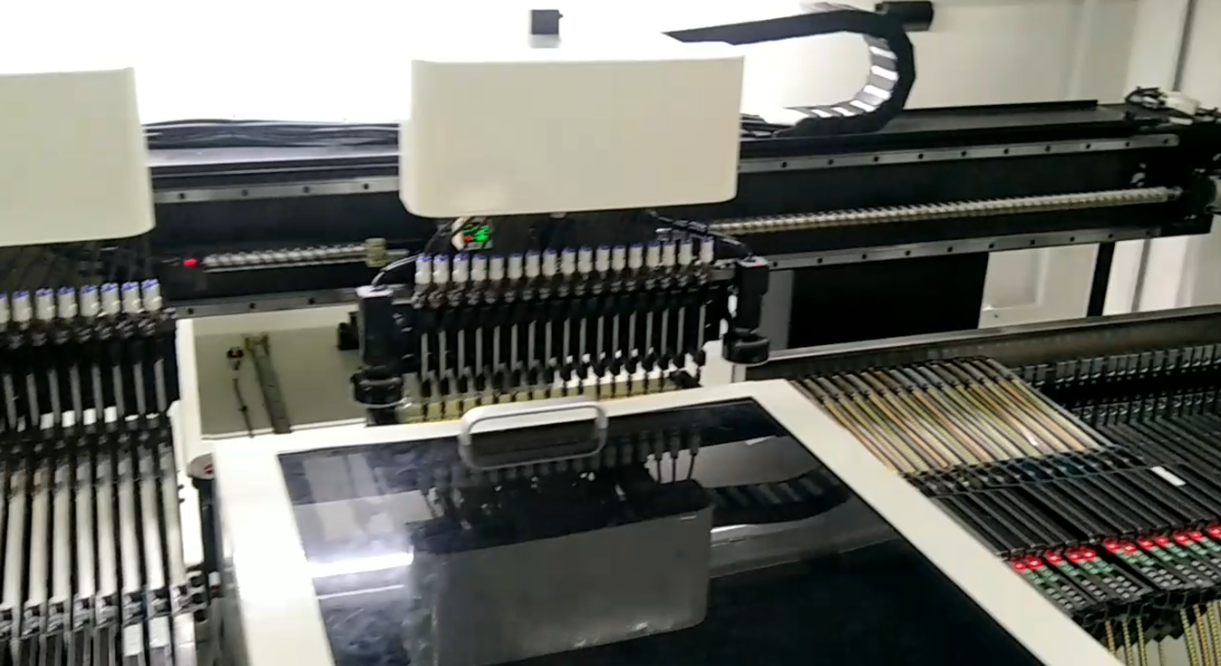 全自動(dòng)高速貼片機(jī)、高速LED貼片機(jī)、130000點(diǎn)/小時(shí)高速貼片機(jī)