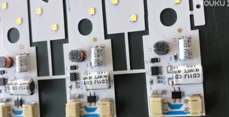 DOB貼片機(jī)，國(guó)產(chǎn)貼片機(jī)，高速貼片機(jī)，LED貼片機(jī)，燈條貼片機(jī)